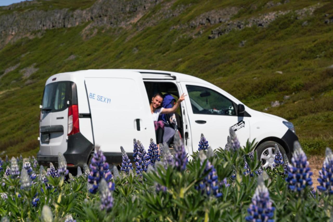 Kuku Campers - Campervans Hotel Keflavik Exterior photo